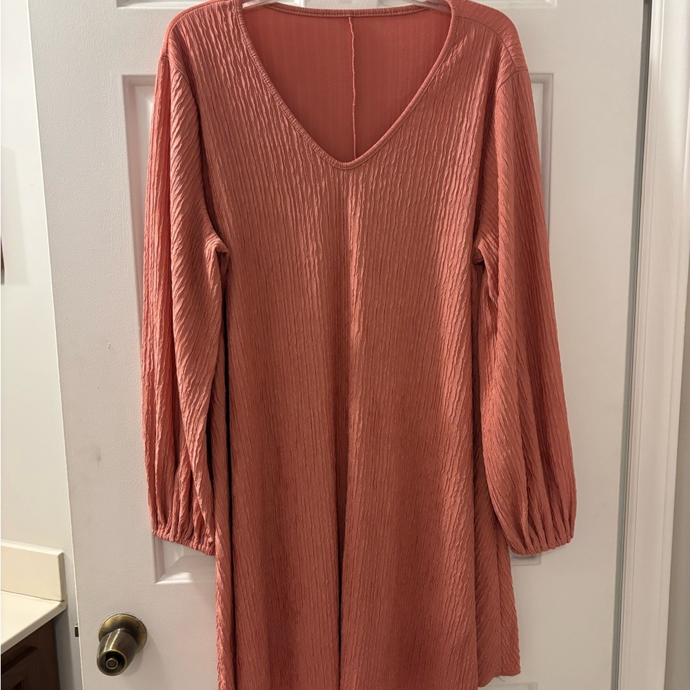 Elegant Pink V-Neck Dress